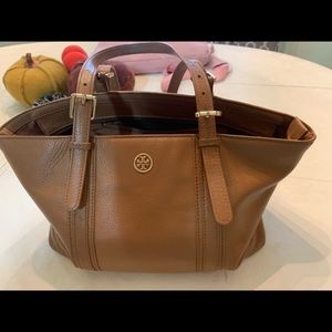Authentic gently loved Tory Burch
